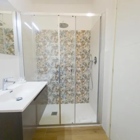 Italianflat - Elegant 2 Bedrooms With Balcony, 10 Min Walk From Arena *