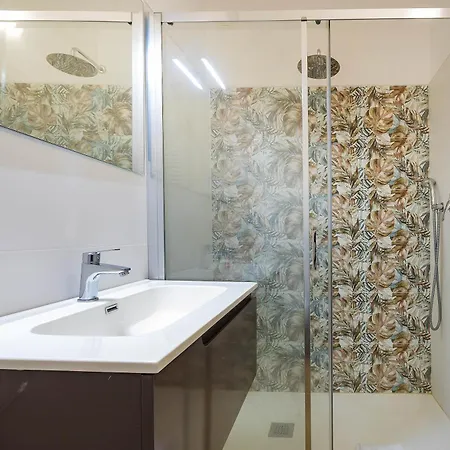 アパート Italianflat - Elegant 2 Bedrooms With Balcony, 10 Min Walk From Arena *