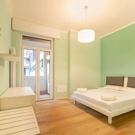 Italianflat - Elegant 2 Bedrooms With Balcony, 10 Min Walk From Arena アパート *