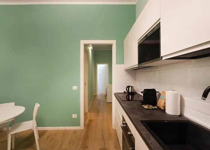 Italianflat - Elegant 2 Bedrooms With Balcony, 10 Min Walk From Arena Werona